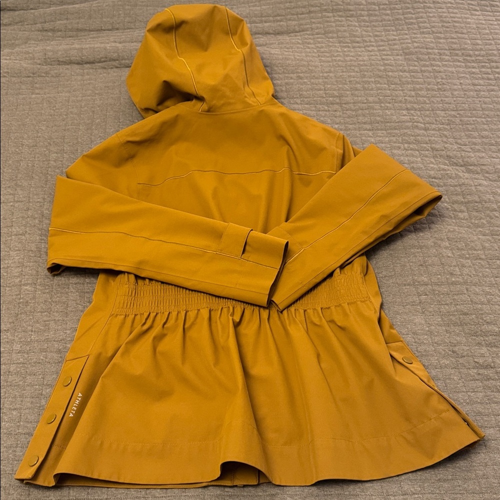 euc athleta rain out sutro trench in brass yellow - Picture 5 of 11
